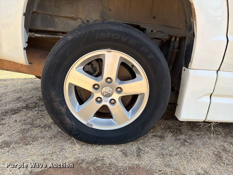 image for item EW8937 2010 Dodge Grand Caravan van