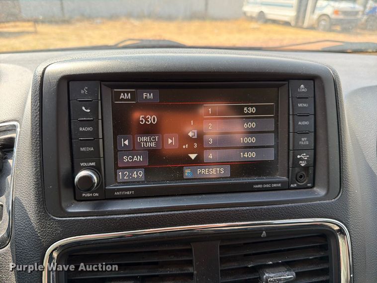 image for item EW8938 2017 Dodge Grand Caravan van