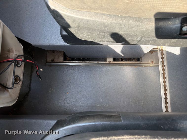 image for item EW8938 2017 Dodge Grand Caravan van