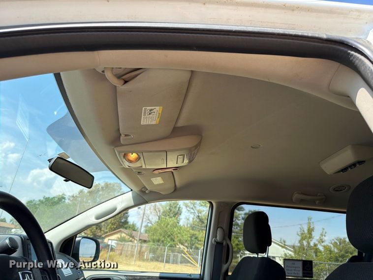 image for item EW8938 2017 Dodge Grand Caravan van