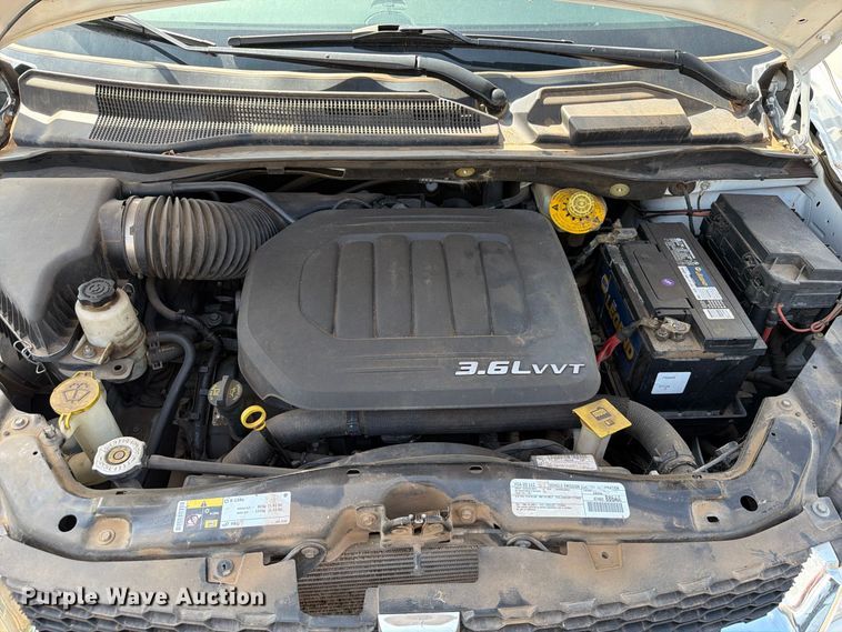 image for item EW8938 2017 Dodge Grand Caravan van