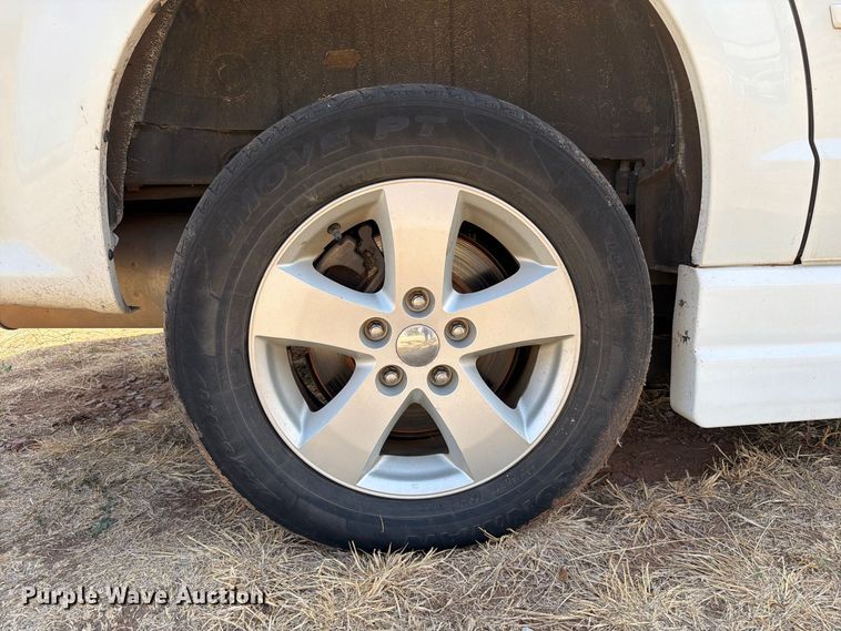 image for item EW8938 2017 Dodge Grand Caravan van