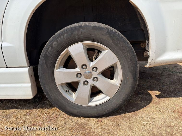 image for item EW8938 2017 Dodge Grand Caravan van