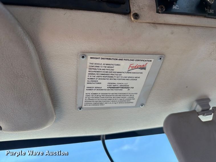 image for item EW8939 2009 Ford E450 shuttle bus