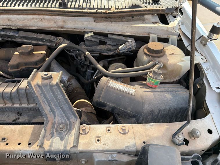image for item EW8939 2009 Ford E450 shuttle bus