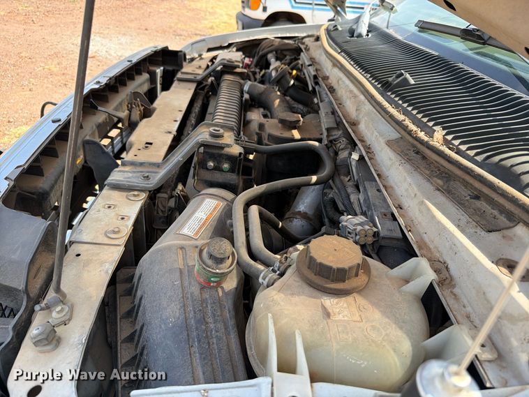 image for item EW8939 2009 Ford E450 shuttle bus