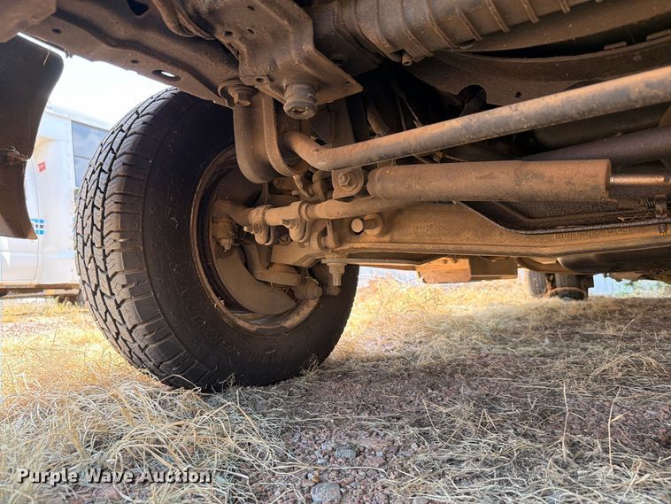 image for item EW8939 2009 Ford E450 shuttle bus