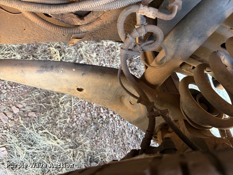 image for item EW8939 2009 Ford E450 shuttle bus