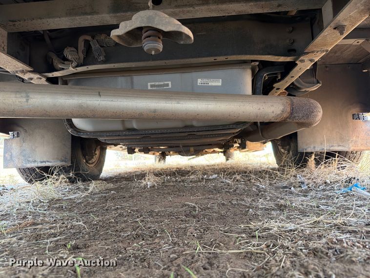 image for item EW8939 2009 Ford E450 shuttle bus