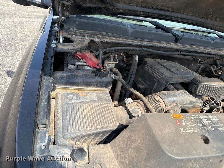 image for item EW8942 2012 Chevrolet Silverado 3500HD Crew Cab pickup truck