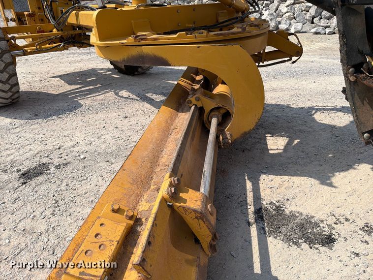 image for item EW8943 2012 Caterpillar 140M2 motor grader