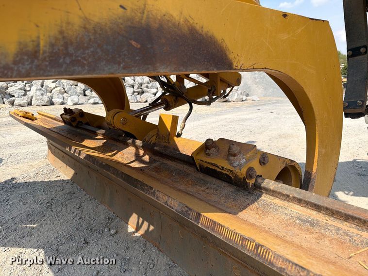 image for item EW8943 2012 Caterpillar 140M2 motor grader