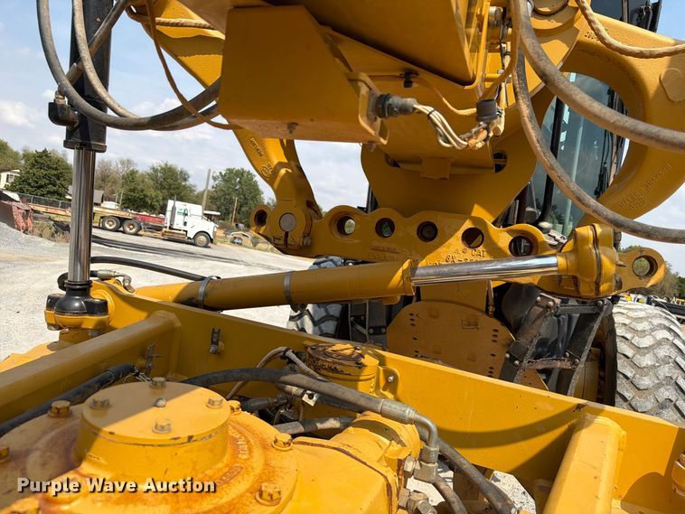 image for item EW8943 2012 Caterpillar 140M2 motor grader