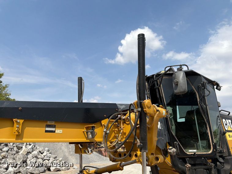image for item EW8943 2012 Caterpillar 140M2 motor grader