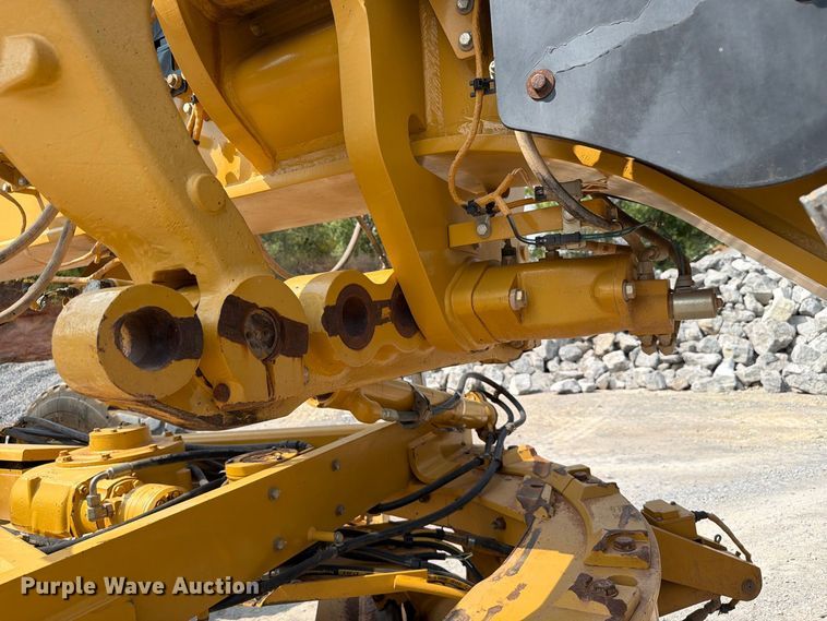 image for item EW8943 2012 Caterpillar 140M2 motor grader