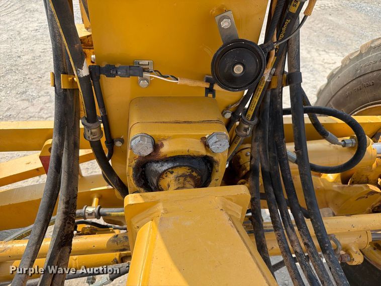 image for item EW8943 2012 Caterpillar 140M2 motor grader