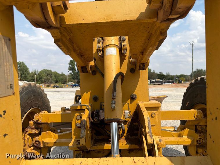 image for item EW8943 2012 Caterpillar 140M2 motor grader