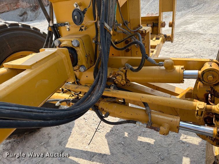 image for item EW8943 2012 Caterpillar 140M2 motor grader