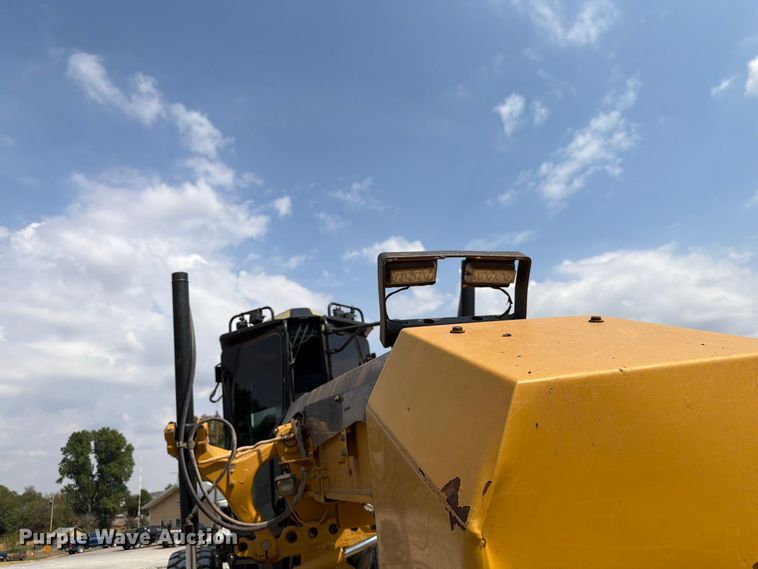 image for item EW8943 2012 Caterpillar 140M2 motor grader
