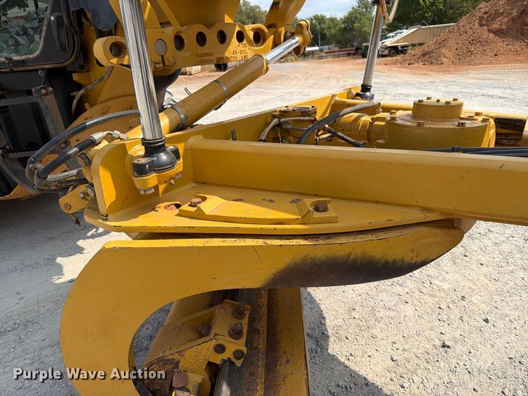 image for item EW8943 2012 Caterpillar 140M2 motor grader