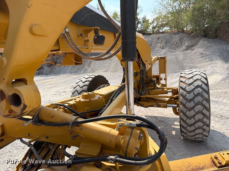 image for item EW8943 2012 Caterpillar 140M2 motor grader