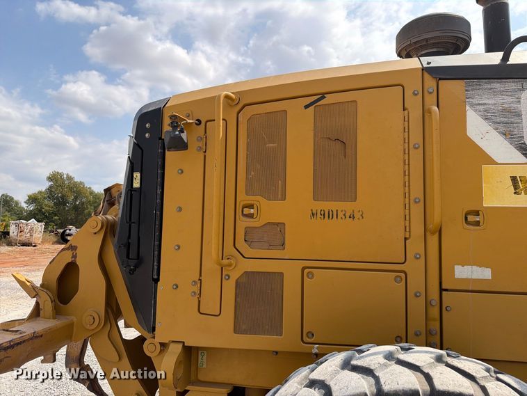 image for item EW8943 2012 Caterpillar 140M2 motor grader