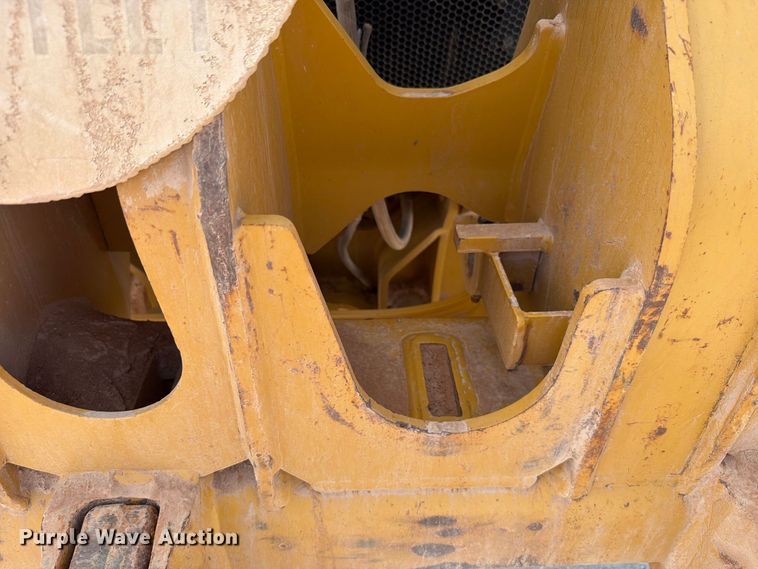 image for item EW8943 2012 Caterpillar 140M2 motor grader