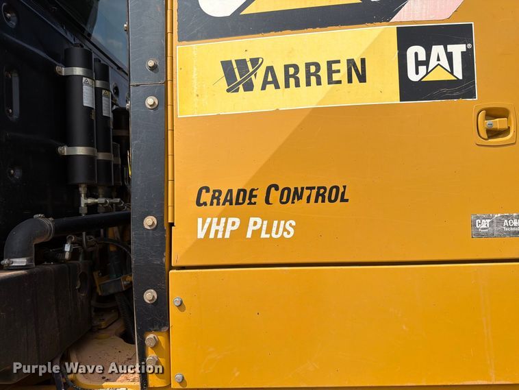 image for item EW8943 2012 Caterpillar 140M2 motor grader