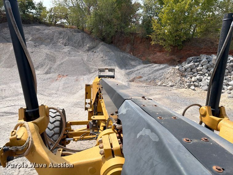 image for item EW8943 2012 Caterpillar 140M2 motor grader