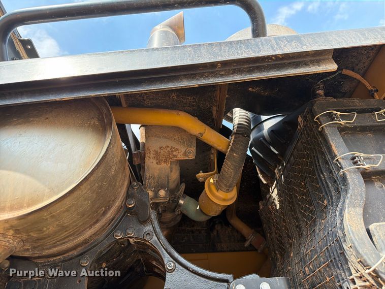 image for item EW8943 2012 Caterpillar 140M2 motor grader