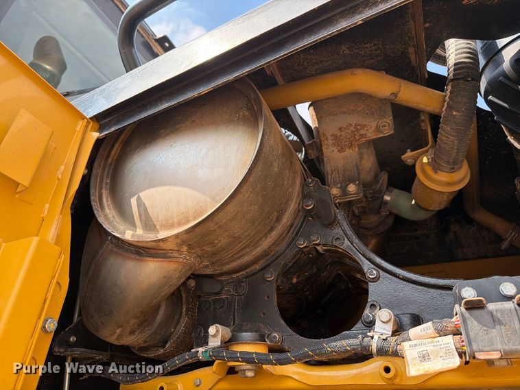 image for item EW8943 2012 Caterpillar 140M2 motor grader