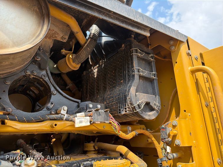 image for item EW8943 2012 Caterpillar 140M2 motor grader