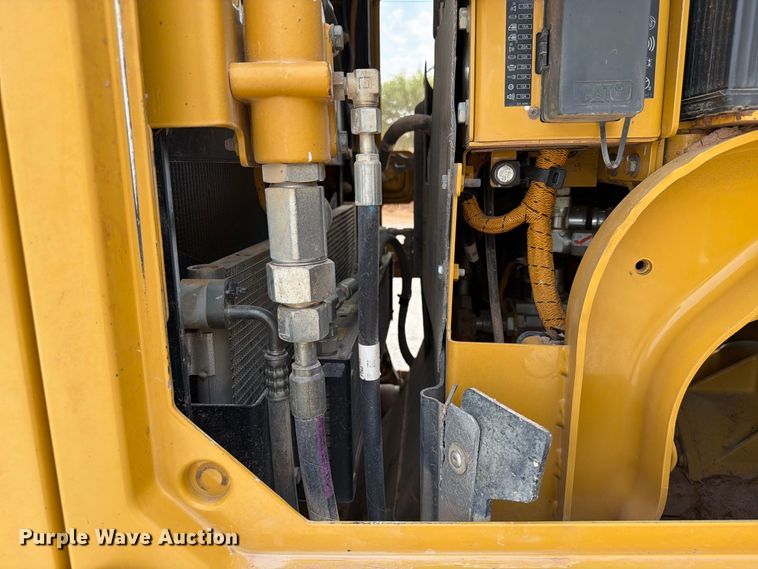 image for item EW8943 2012 Caterpillar 140M2 motor grader