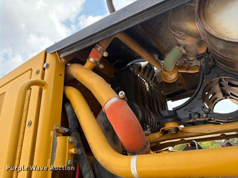 image for item EW8943 2012 Caterpillar 140M2 motor grader