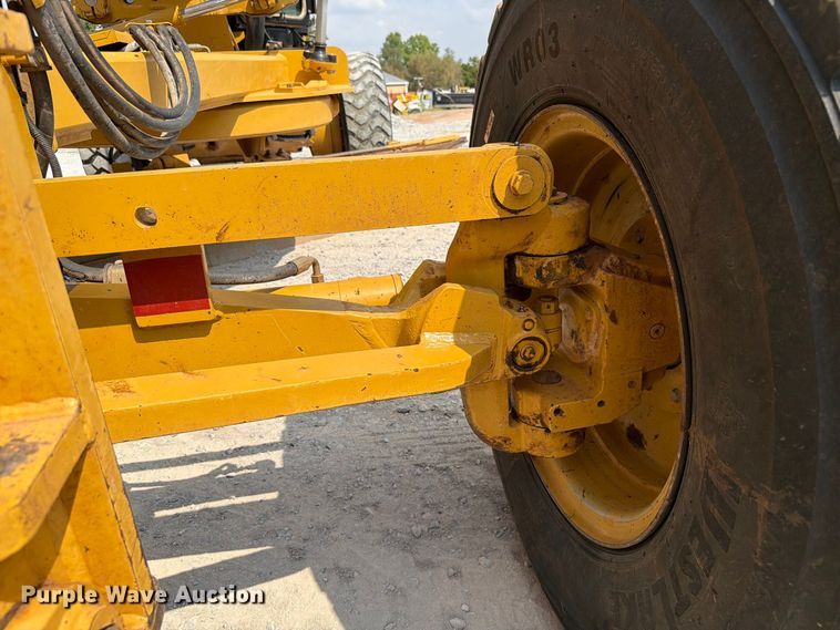 image for item EW8943 2012 Caterpillar 140M2 motor grader