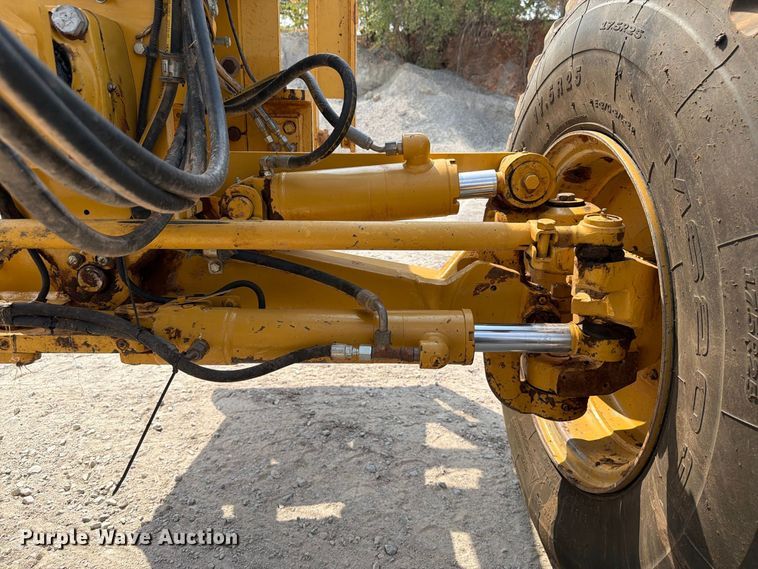 image for item EW8943 2012 Caterpillar 140M2 motor grader