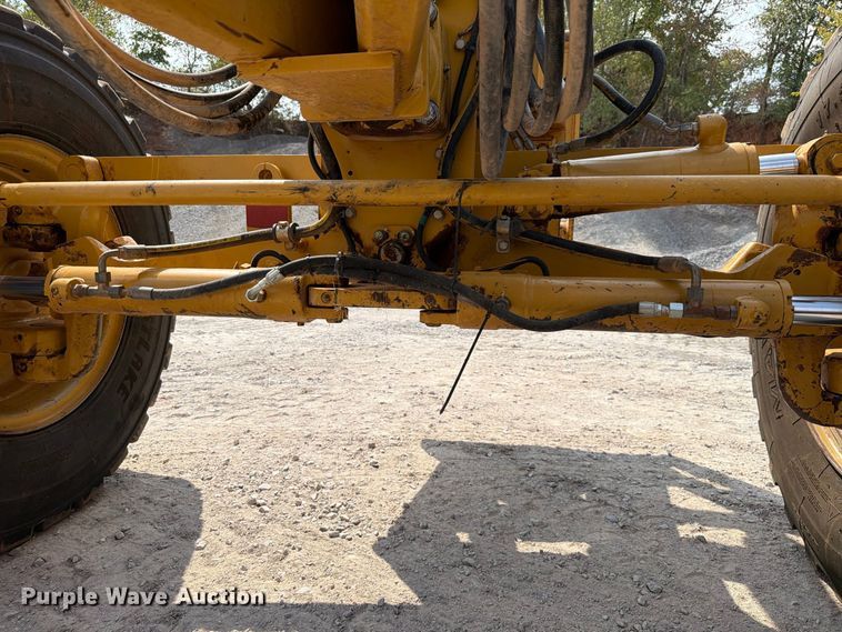 image for item EW8943 2012 Caterpillar 140M2 motor grader