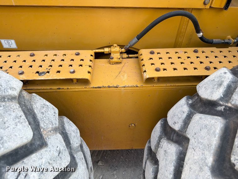 image for item EW8943 2012 Caterpillar 140M2 motor grader