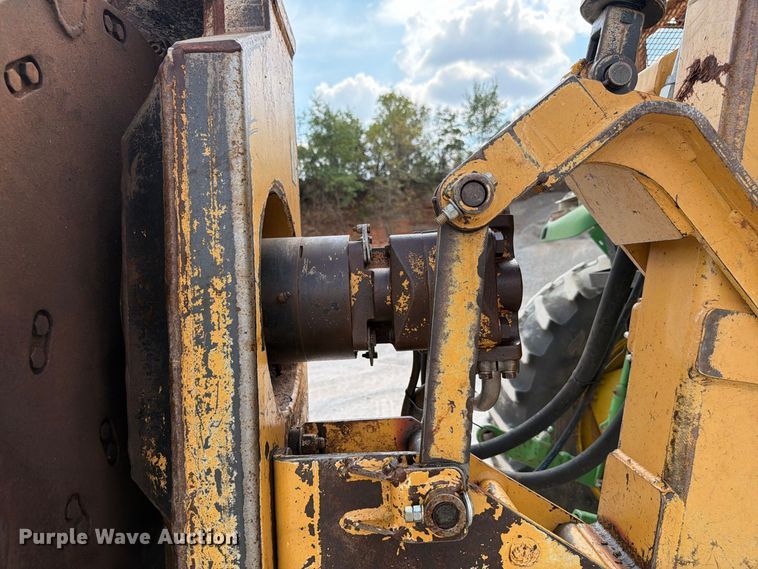 image for item EW8944 John Deere 6615 tractor