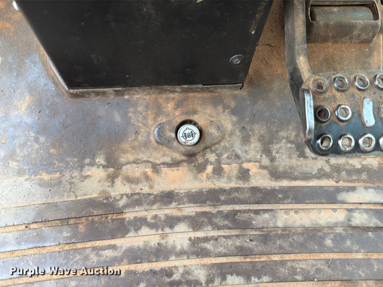 image for item EW8944 John Deere 6615 tractor