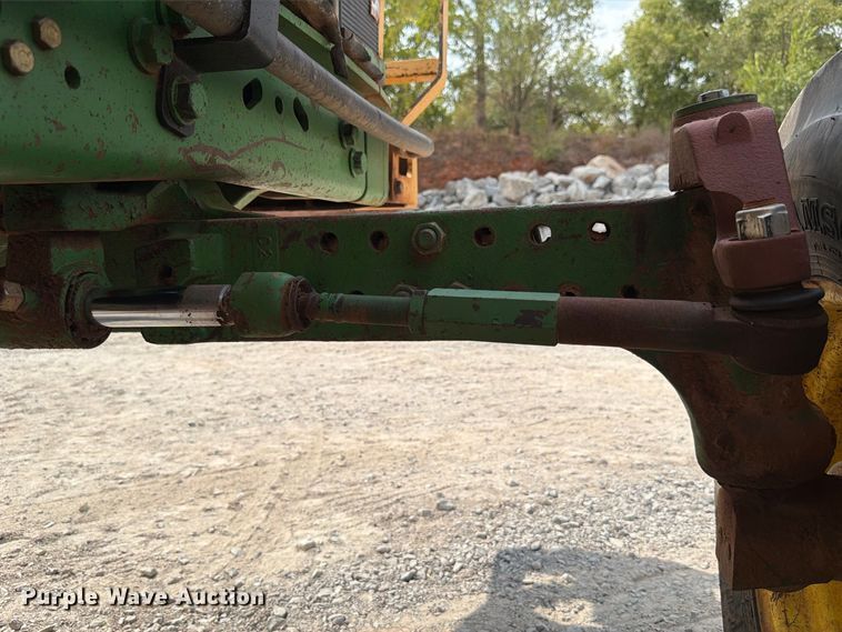 image for item EW8944 John Deere 6615 tractor