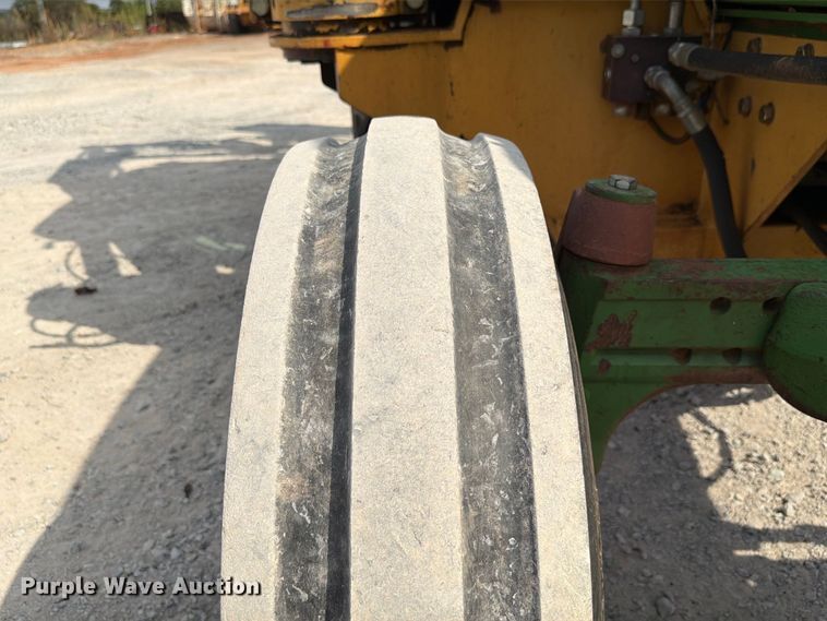 image for item EW8944 John Deere 6615 tractor