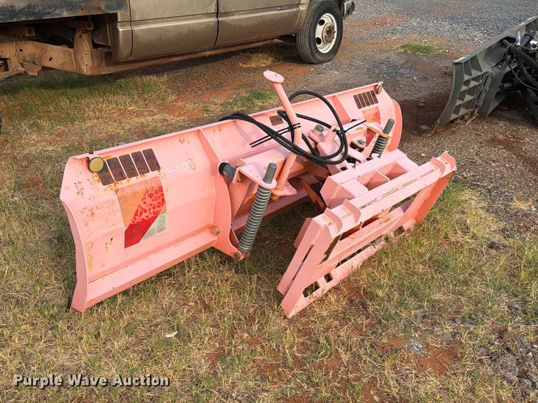 image for item EW8947 SP-240 skid steer dozer blade