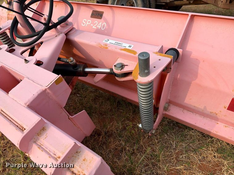 image for item EW8947 SP-240 skid steer dozer blade