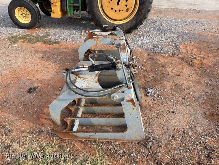 image for item EW8948 skid steer grapple bucket