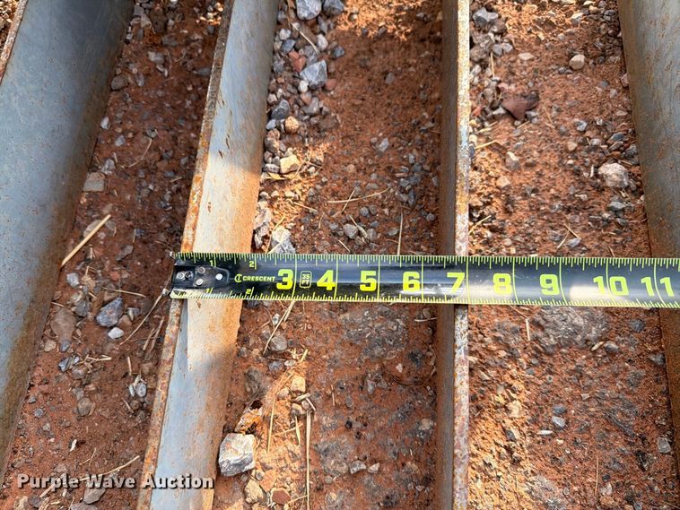 image for item EW8948 skid steer grapple bucket