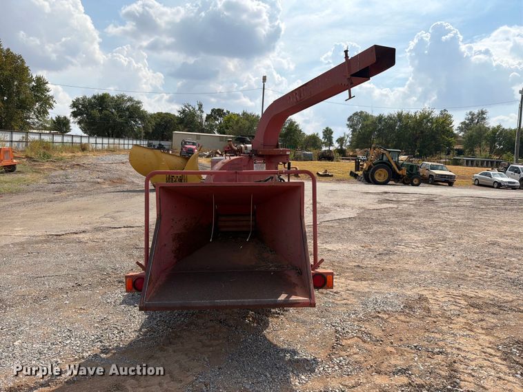 image for item EW8953 2003 Morbark wood chipper