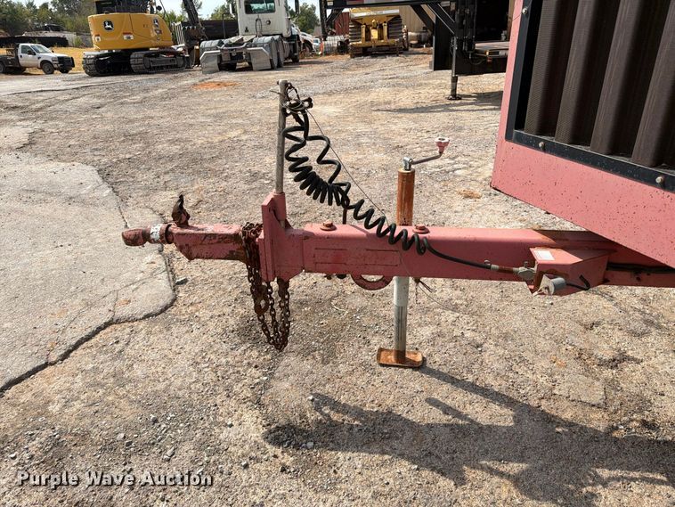 image for item EW8953 2003 Morbark wood chipper