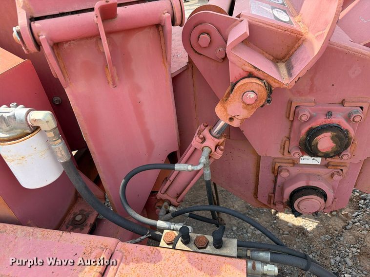 image for item EW8953 2003 Morbark wood chipper