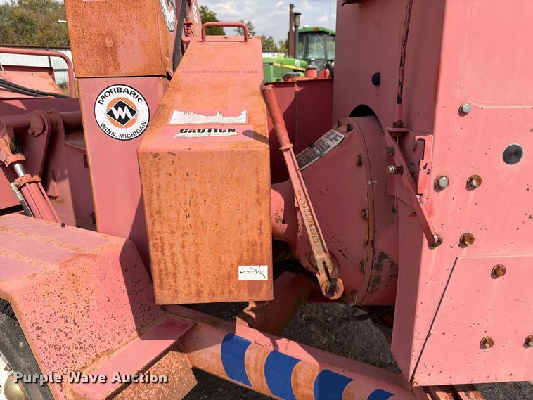 image for item EW8953 2003 Morbark wood chipper